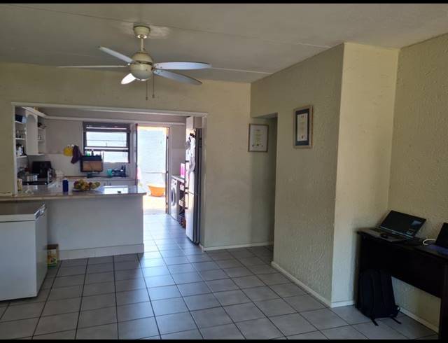 2 BEDROOM PROPERTY TO RENT IN WELTEVREDEN PARK